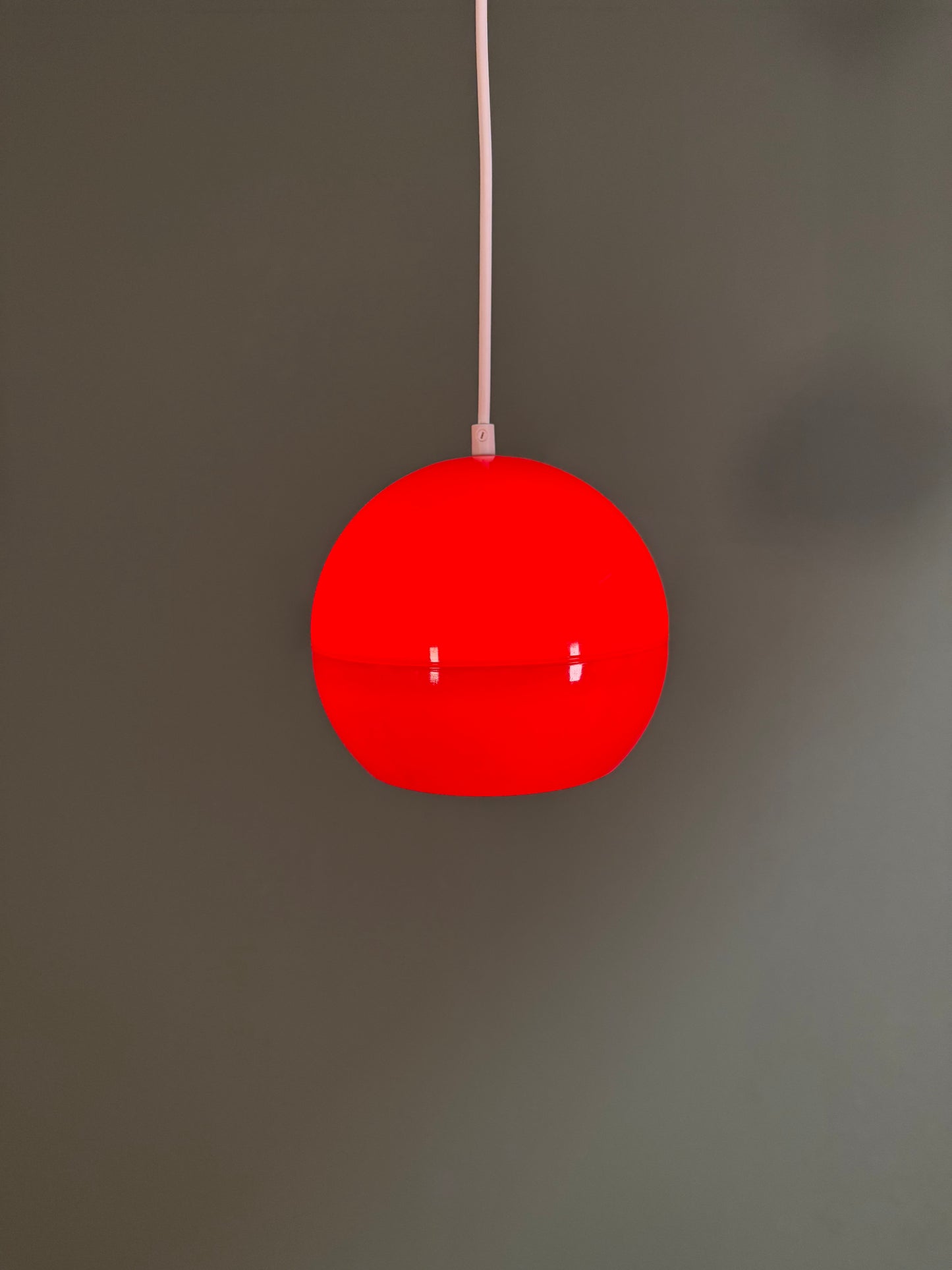 476